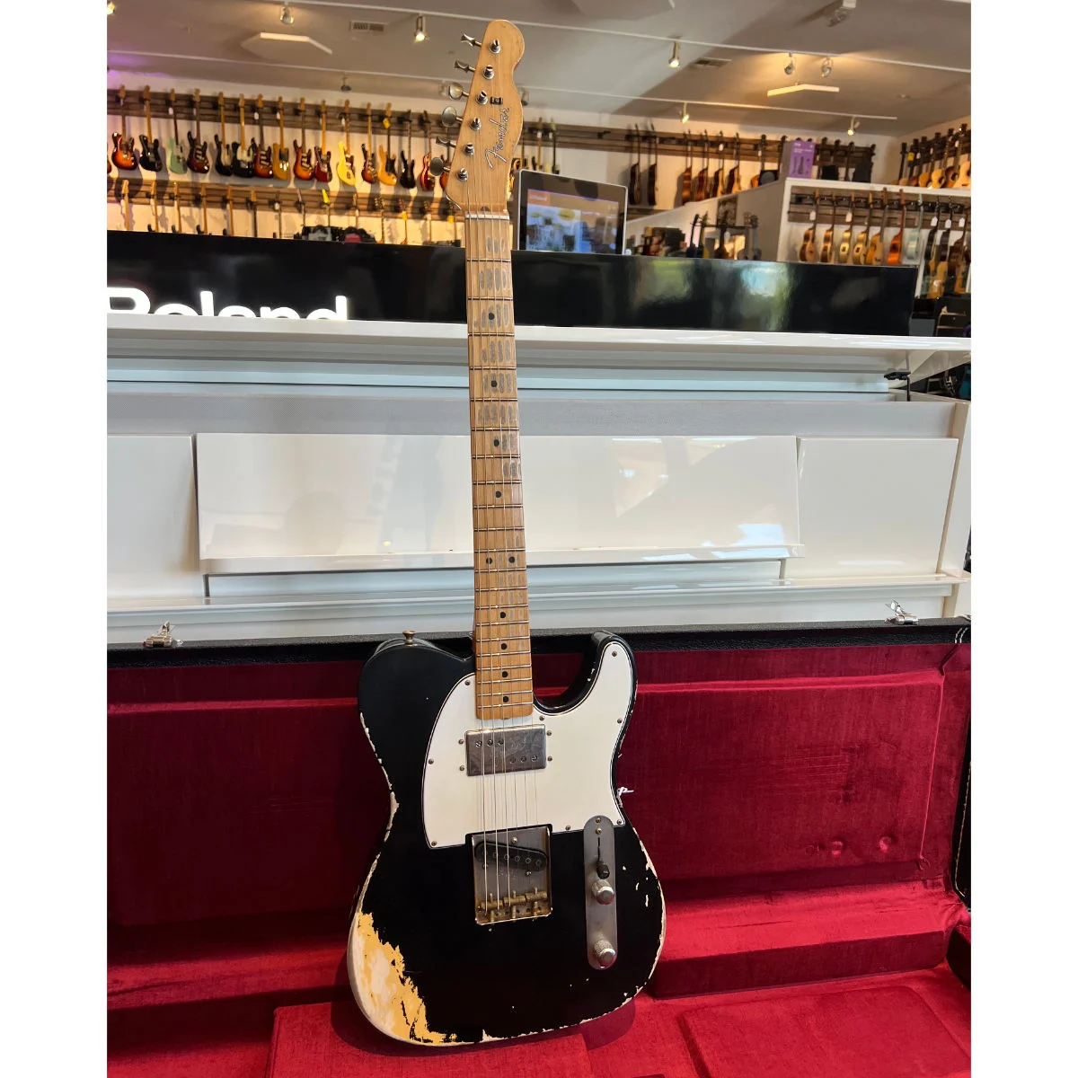 Fender Custom Shop #198 Custom 1974/51 Nocaster - Heavy Relic, Masterbuilt By Dave Brown, Black Over Nocaster Blonde