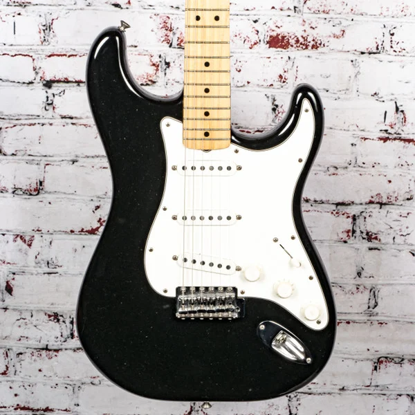 Fender - 1982 Stratocaster Electric Guitar, Black - x0385 - w/OHSC - USED