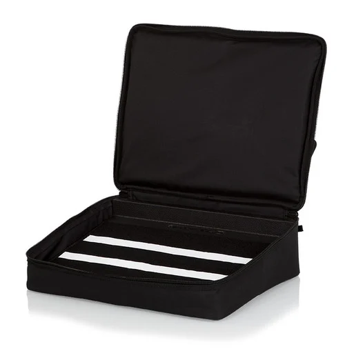 Gator Pedal Tote With G-BUS-8 Power Supply