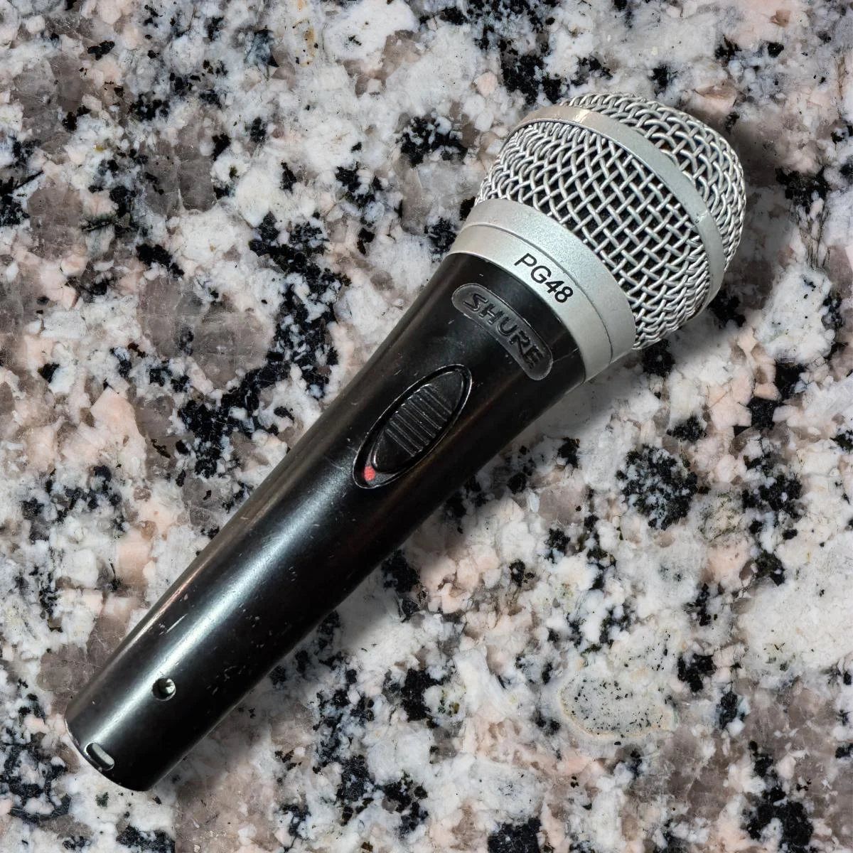 *USED w/ CASE* Shure PG48 Vocal Microphone