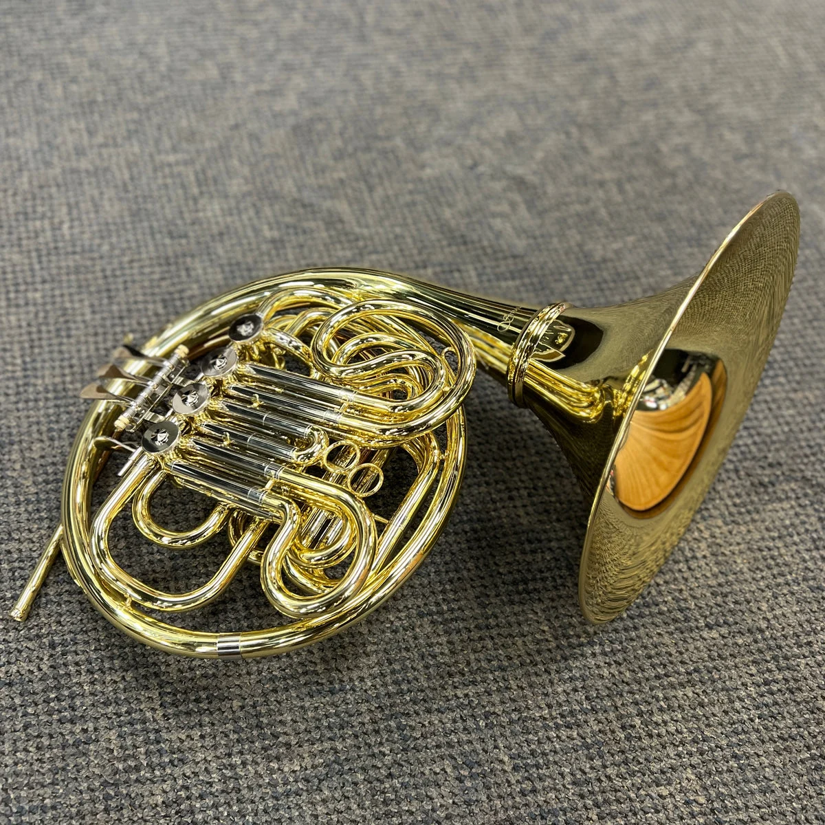 Strauss 6400 Series Double French Horn Outfit, Lacquer