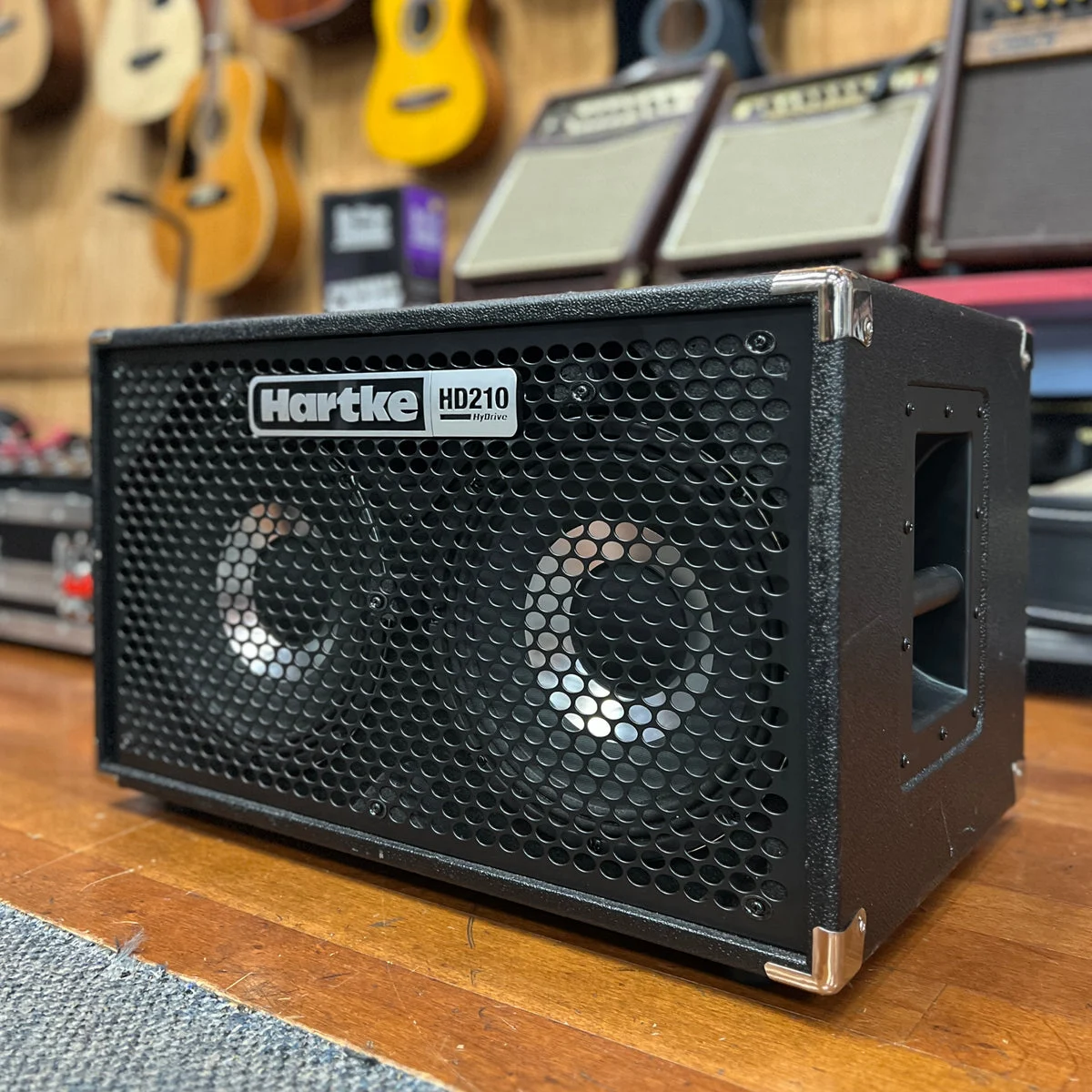 USED Hartke HD210 Bass Cabinet