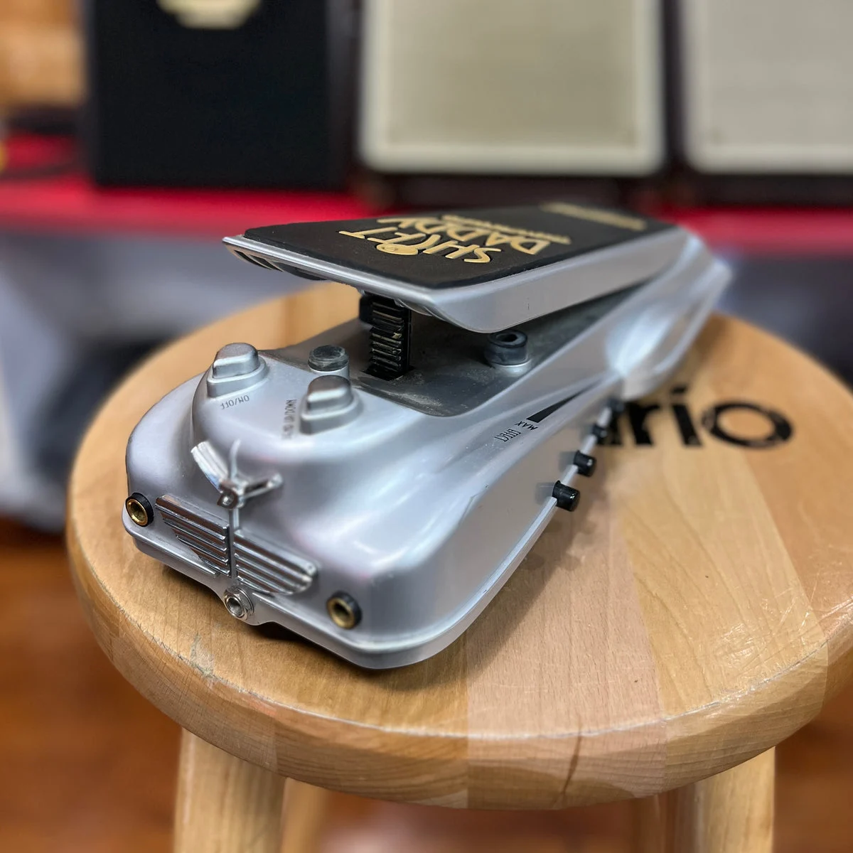 VINTAGE Danelectro Shift Daddy Echo+Pitch Shifter Effect Pedal, Silver