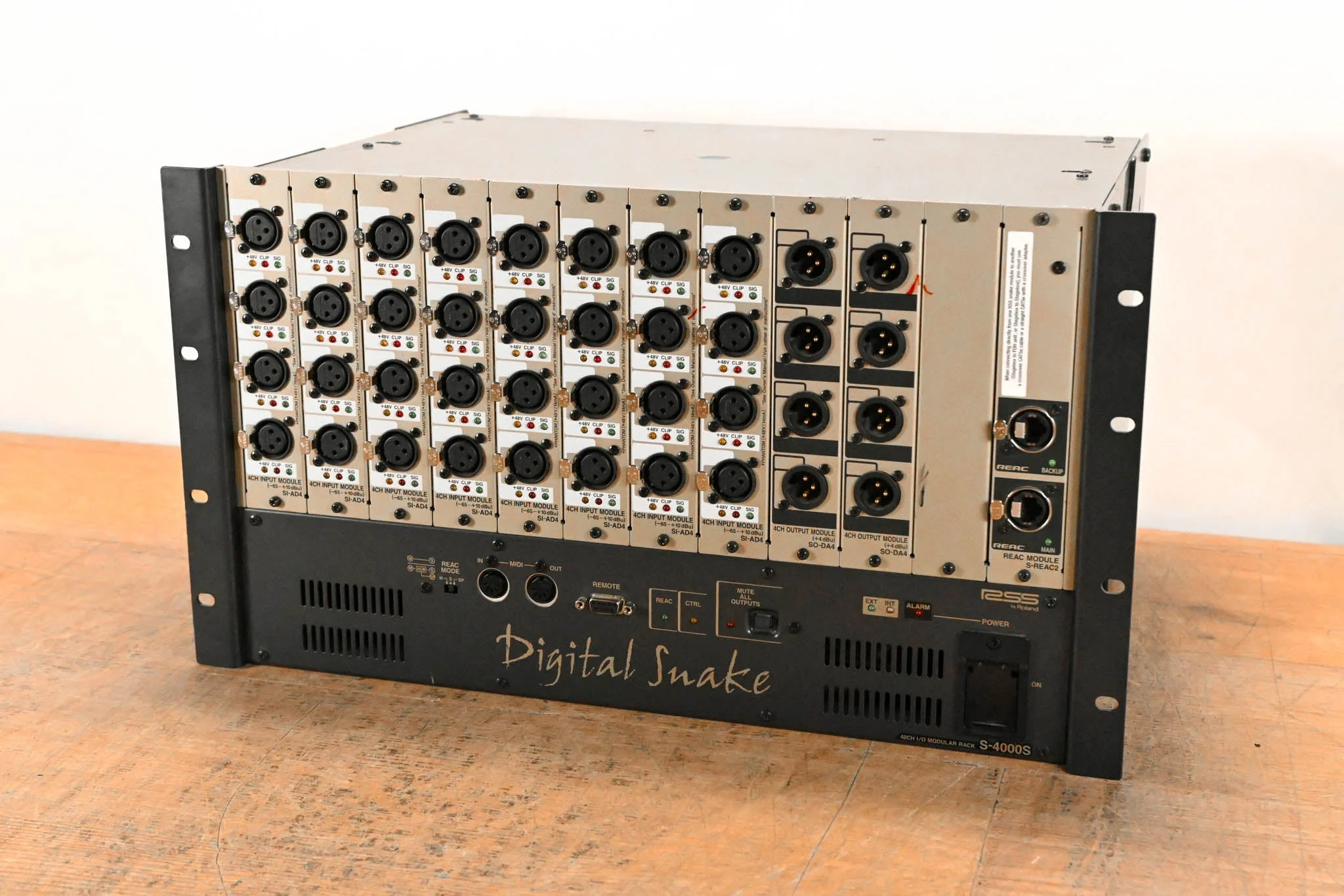 Roland S-4000S-3208 Digital Snake 32x8 Modular Stage Unit