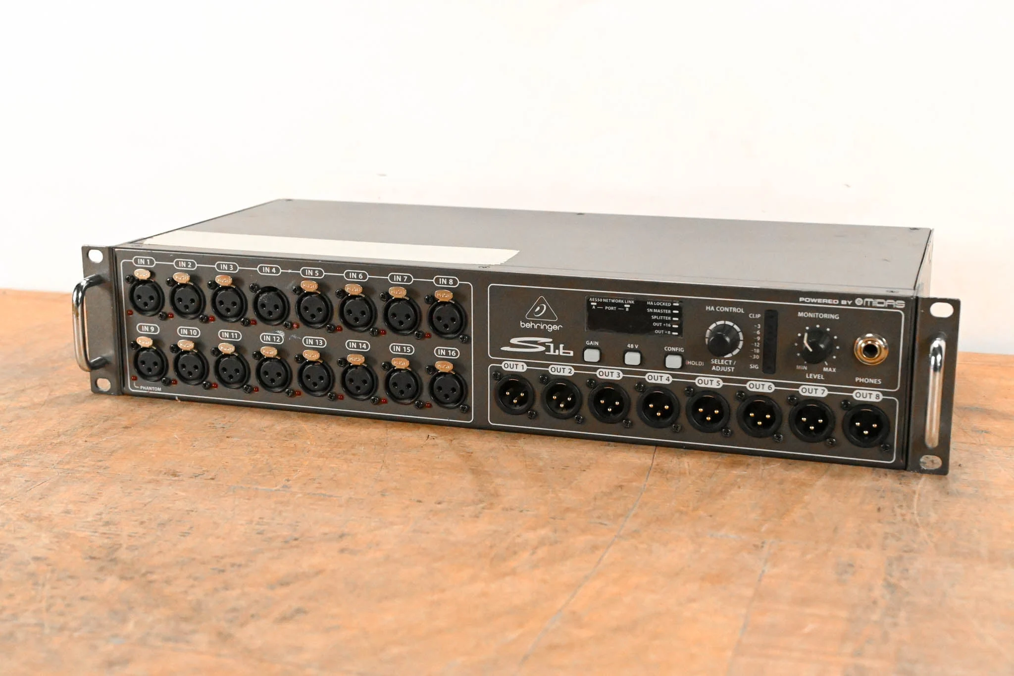 Behringer S16 16 x 8 Digital Stage Box