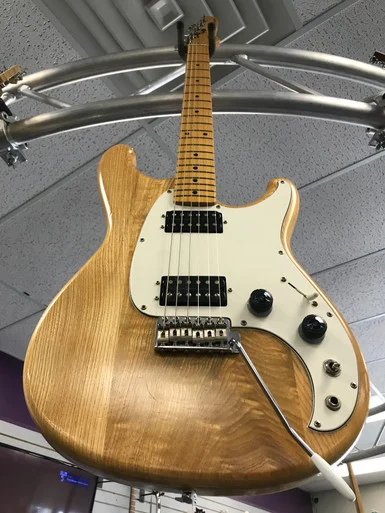 Used Ibanez ROADSTAR II SERIES Vintage Double Cutaway Electric Guitar Natural 6-String