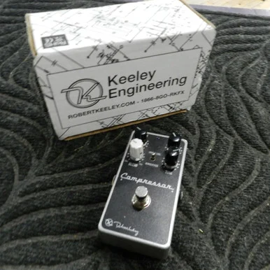 Used Keeley COMPRESSOR 4 KNOB Guitar Effects Pedal