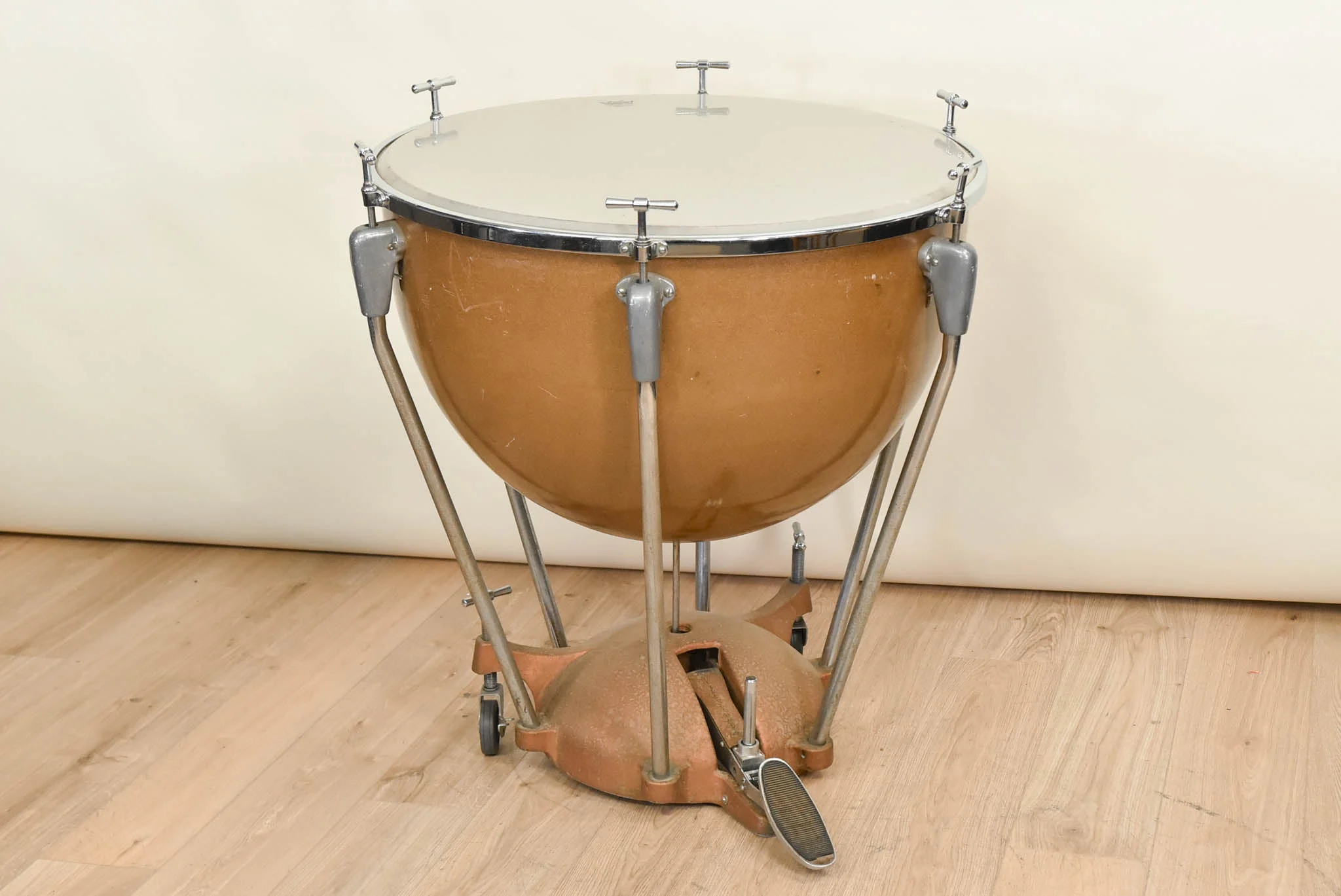 Slingerland 31-inch Timpani